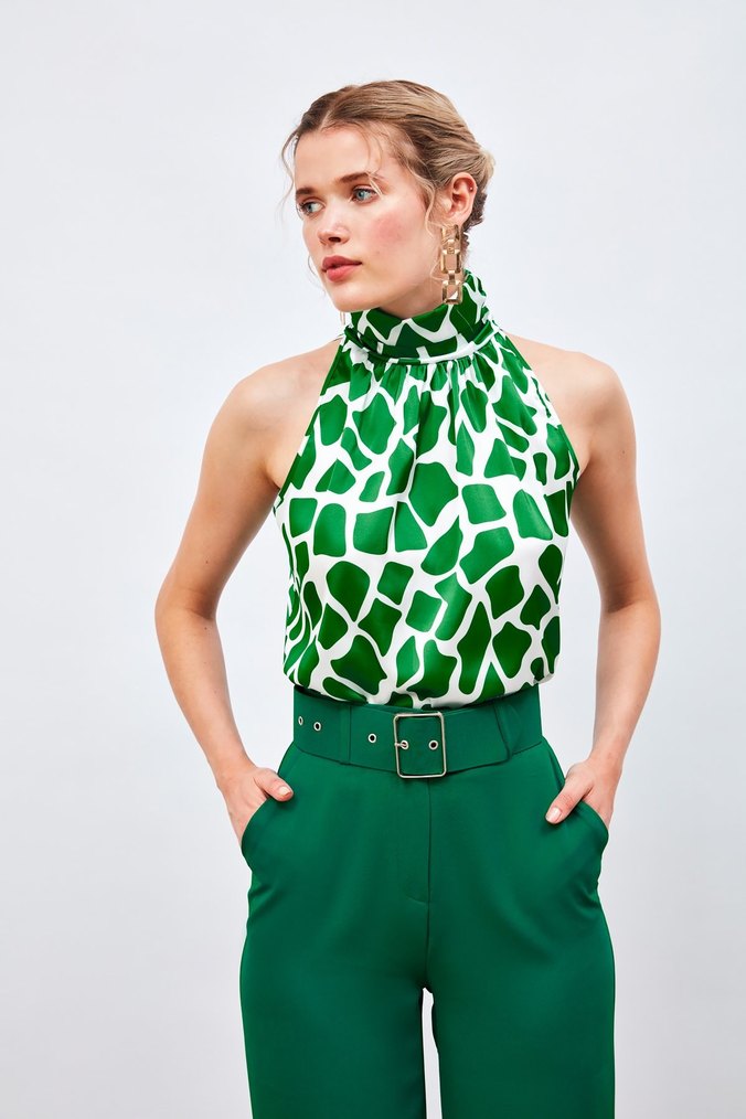 Yeşil Desenli Kolsuz Bluz - Görsel 2