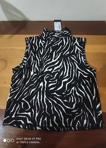 l Beden Crop bluz 