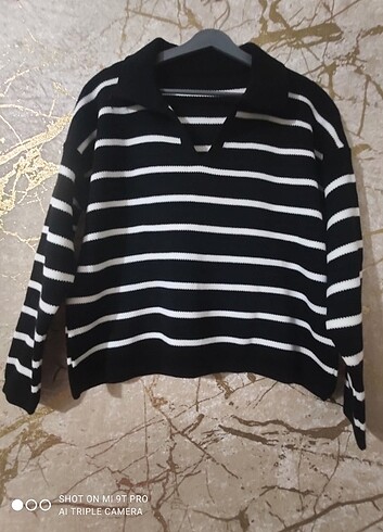 Polo yaka çizgili triko kazak  - Görsel 4