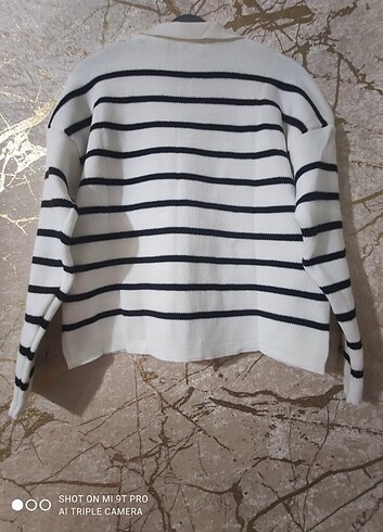 Polo yaka çizgili triko kazak - Görsel 3