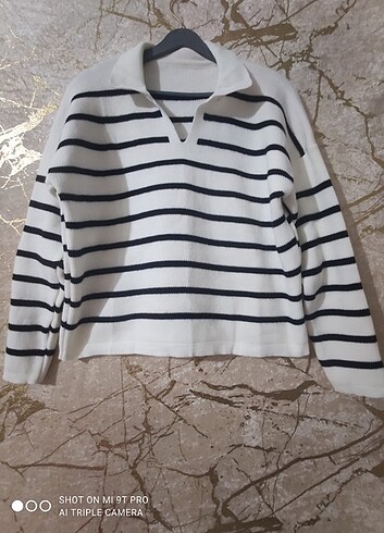 Polo yaka çizgili triko kazak - Görsel 4