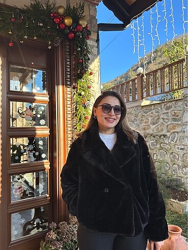 Stradivarius Yeni suni kürk