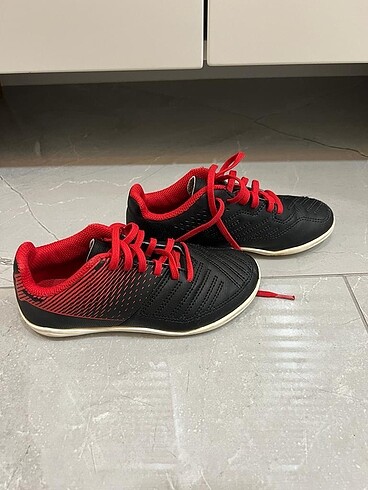 Decathlon krampon siyah-kırmızı
