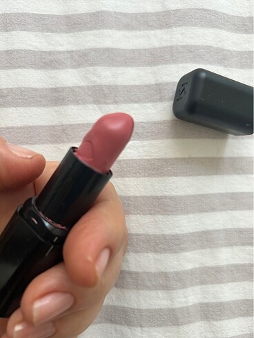 Beden Kiko smart fusion 406 warm rose pembe ruj