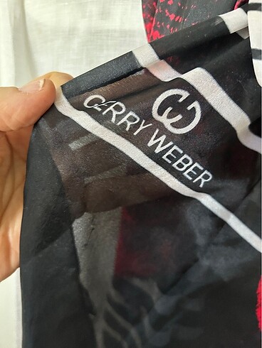 Beden çeşitli Renk Alman Gerry Weber lacivert kırmızı fular