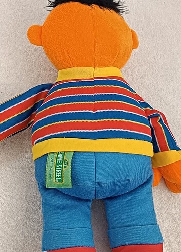 Beden Renk Susam Sokağı Edi