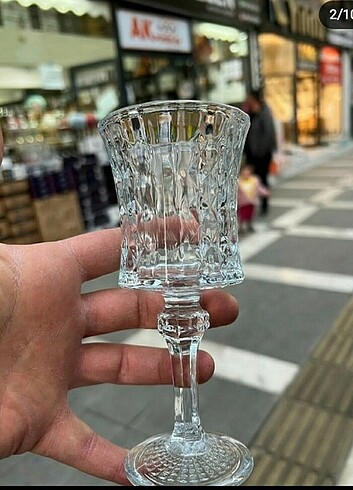Çay bardağı ve altlığı 