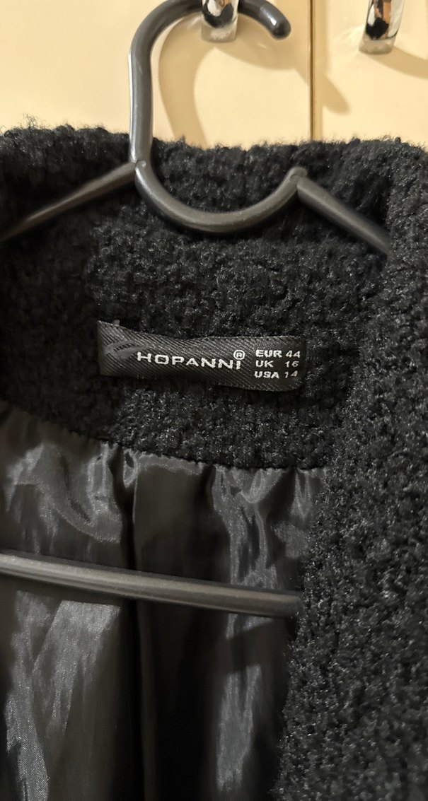 Siyah Kadın Kaban - Görsel 3