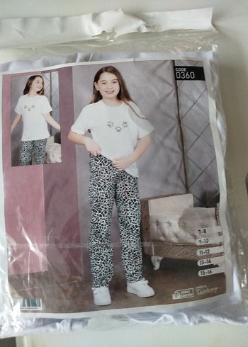 Diger Gri Batik Desenli Rahat Kesim Pijama