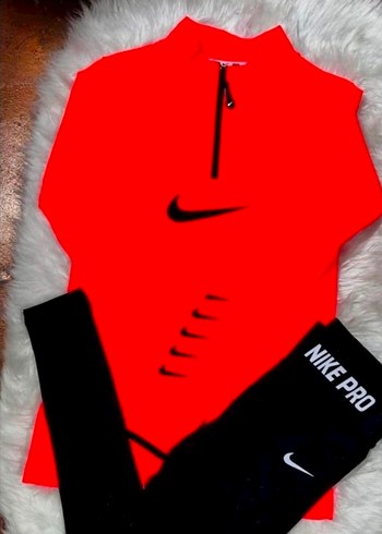 Nike Pro Turuncui Siyah Spor Seti
