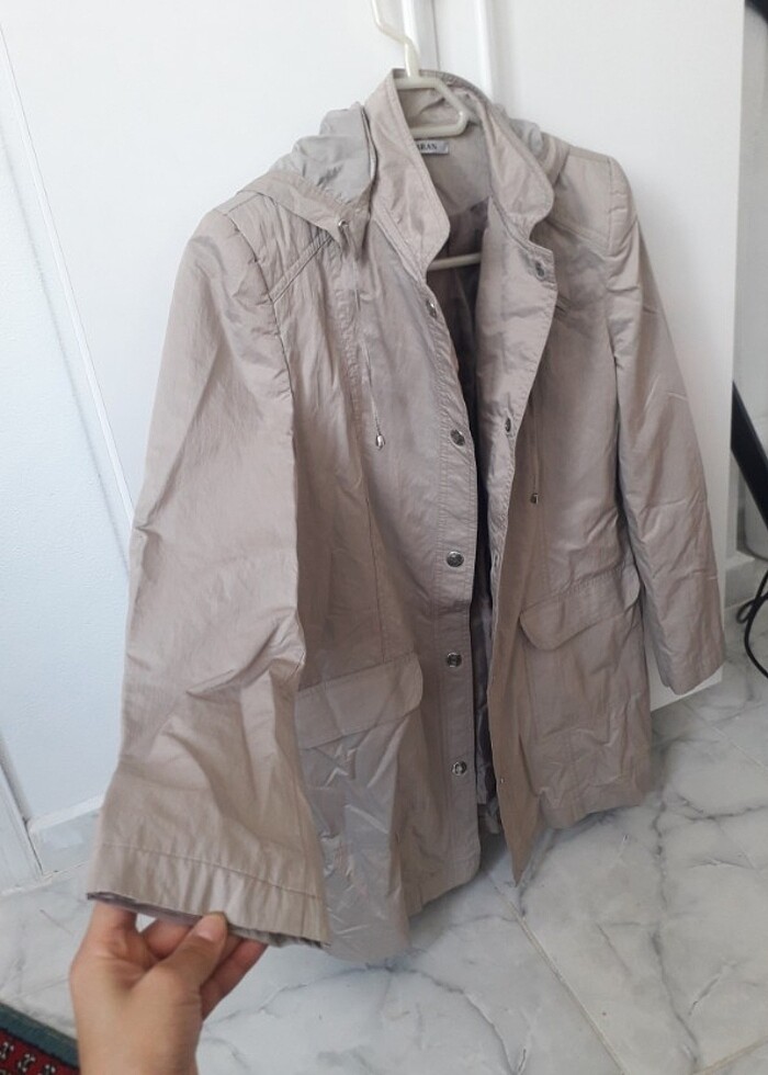 Paraşüt kumaş trenckot bayan - Görsel 4