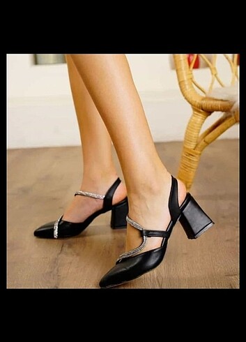 Siyah taşlı abiye ayakkabı 