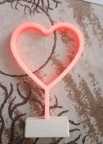 Pembe Kalp Neon Masa Lambası