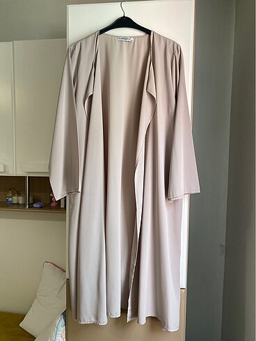 tesettür bej renkli abaya