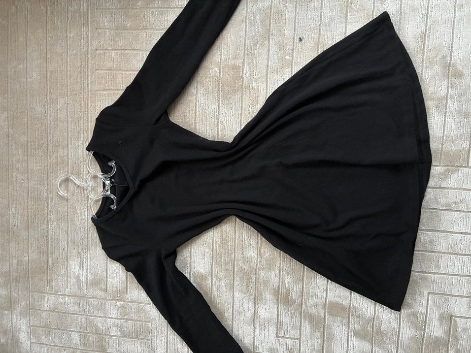 Siyah V Yaka Uzun Kollu Midi Elbise - Görsel 4