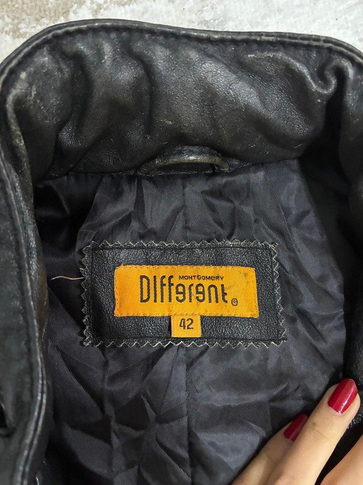 Siyah Deri Biker Ceket, Kemerli, Kuzu Derisi olduğu söylendi - Görsel 5