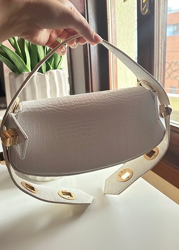 MANC Beyaz Deri Yılan Desenli Kemerli Kadın Çanta - Görsel 4