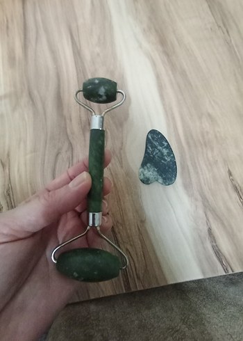 Yeşim Taşı Yüz Masaj Aleti ve Guasha Seti - Görsel 2