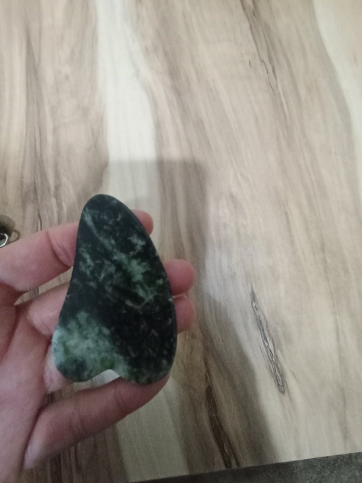 Yeşim Taşı Yüz Masaj Aleti ve Guasha Seti - Görsel 4