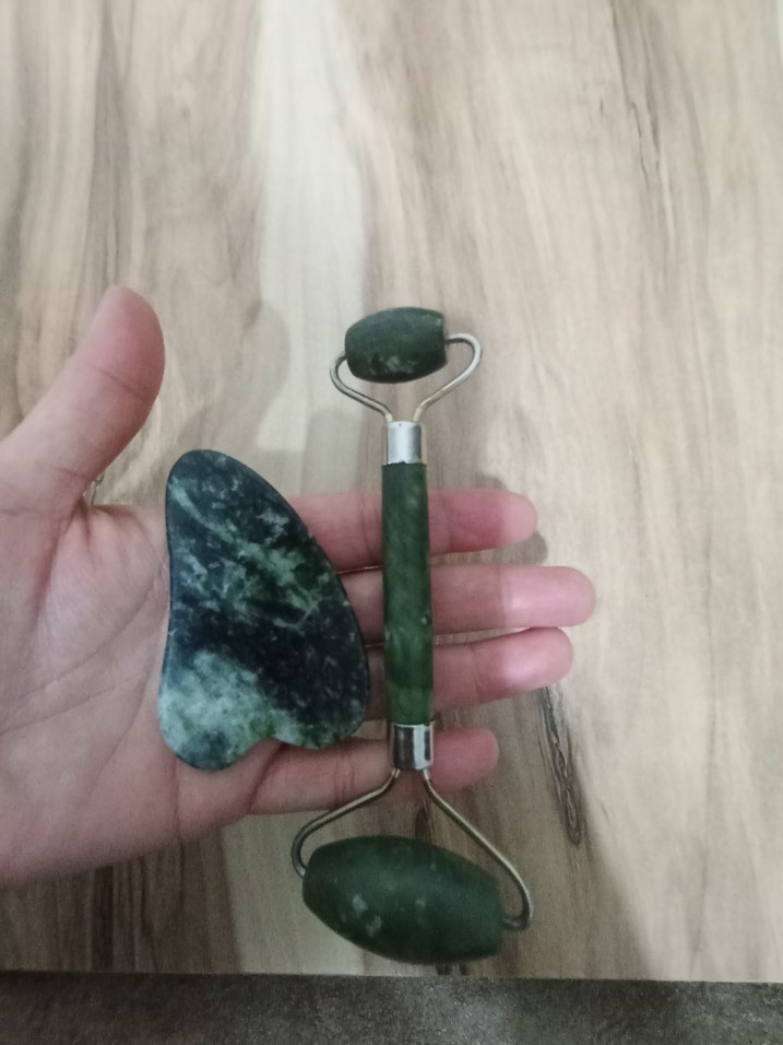 Yeşim Taşı Yüz Masaj Aleti ve Guasha Seti - Görsel 5