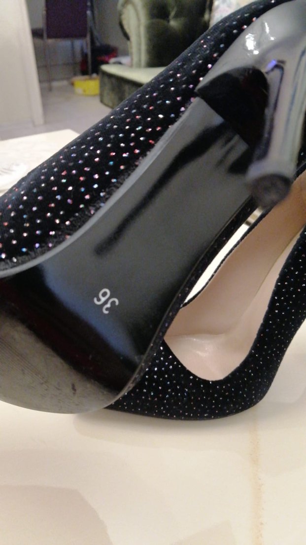 Siyah Pullu Stiletto Topuklu Kadın Ayakkabı - Görsel 3