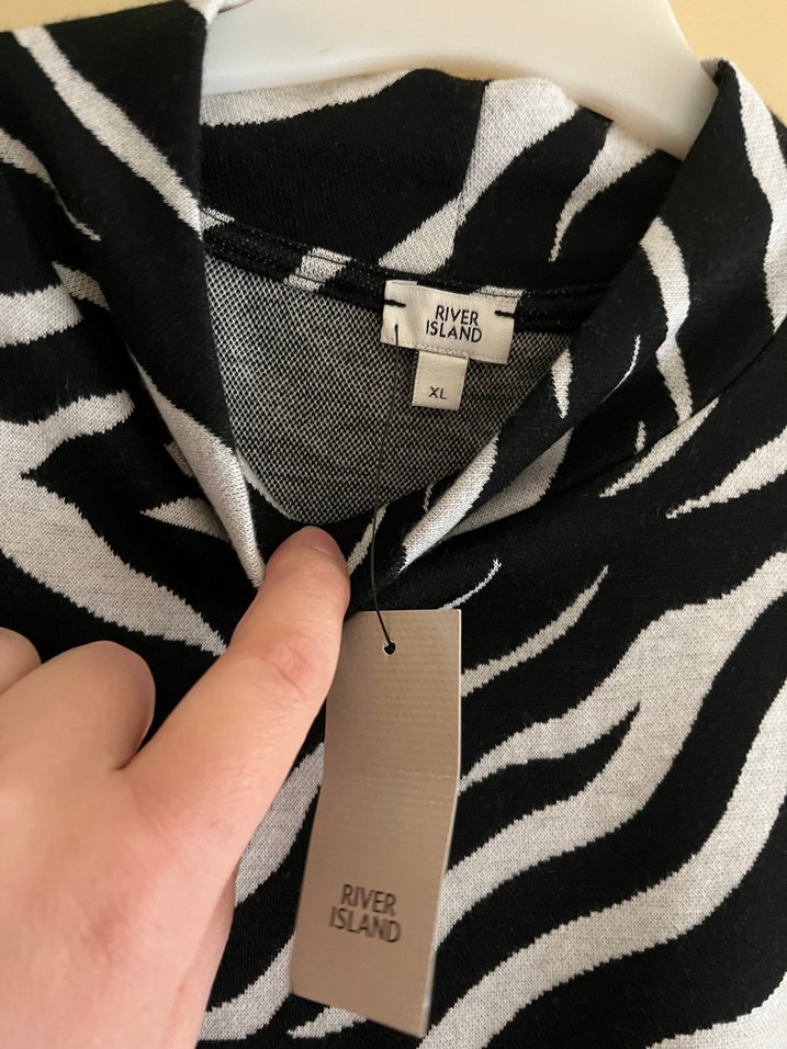 Zebra Desenli Kısa Kollu Midi Elbise - Görsel 5