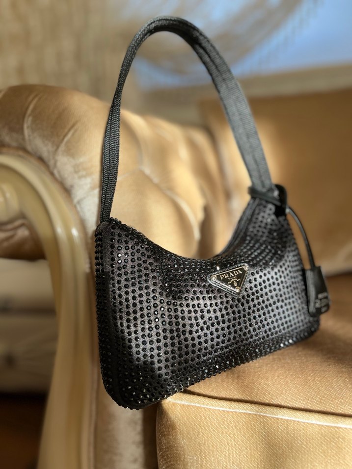 Parlak Siyah Deri Payetli Prada Kadın Çanta - Görsel 4
