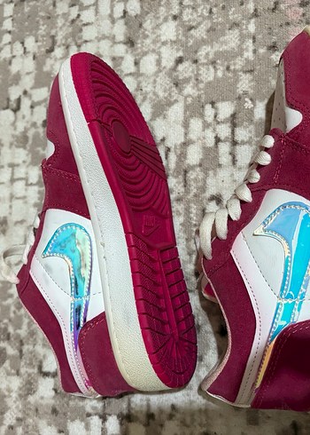 Nike Pembe Spor Ayakkabı