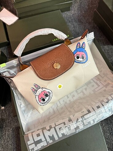 Longchamp x labubu