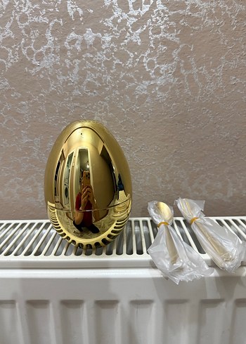 Tonilato Altın Renkli Yumurta Standlı Tatlı Çatal Kaşık Seti - Görsel 3