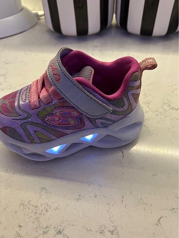 Skechers 22