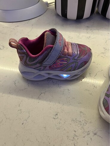 22 Beden Skechers 22