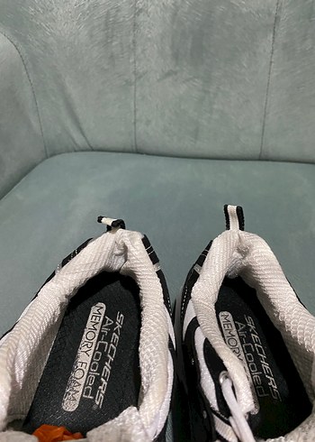 38 Beden beyaz Renk Skechers d lites