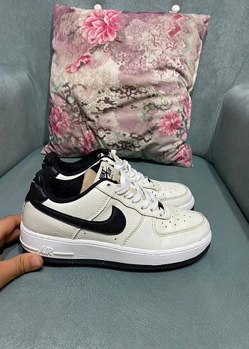 Nike Air Force Basketbol
