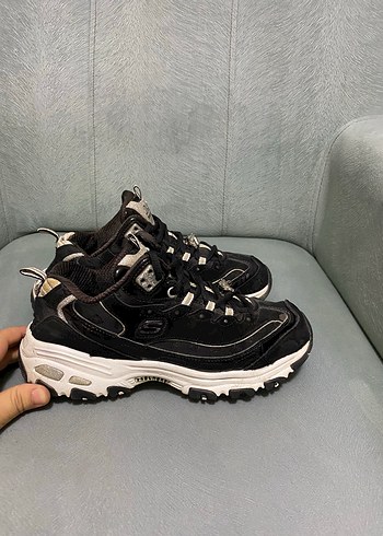 Skechers ürünü