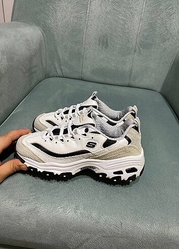 36 Beden beyaz Renk Skechers d lites