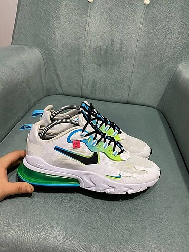 Air max react