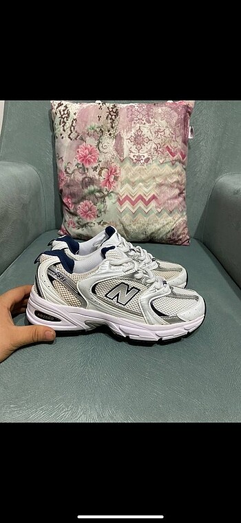 New balance 530