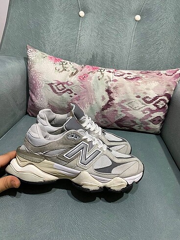New balance 9060