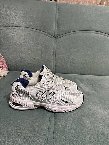 New balance 530