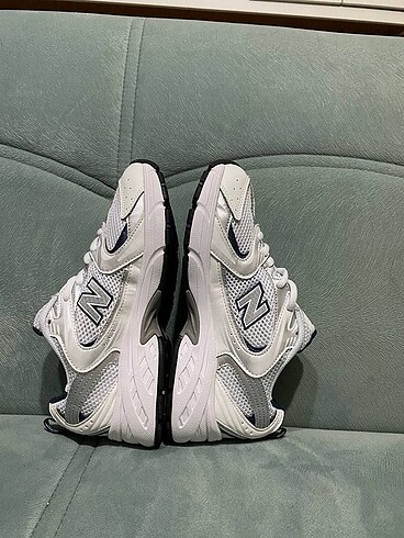 39 Beden beyaz Renk New balance 530