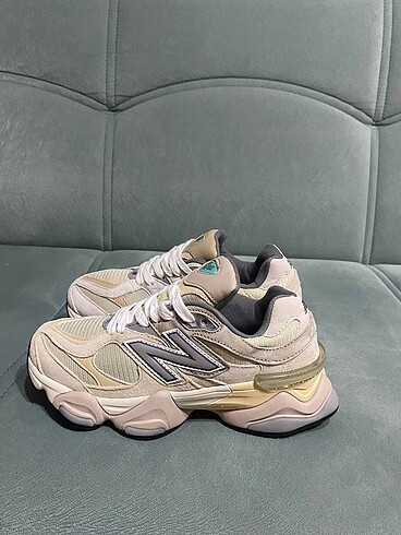 37 Beden New balance 9060