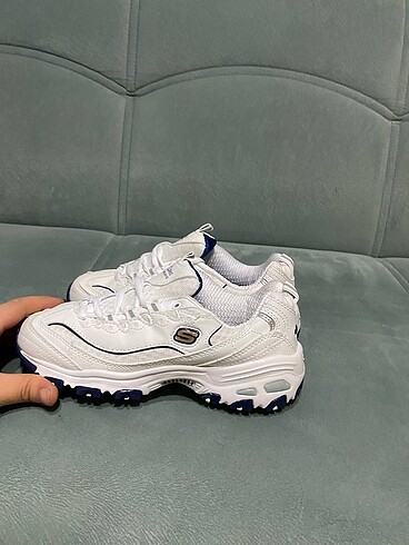 37 Beden beyaz Renk Skechers d lites