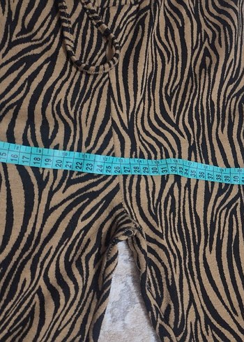 Kahverengi Zebra Desenli Piliseli Kadın Pantolon - Görsel 3