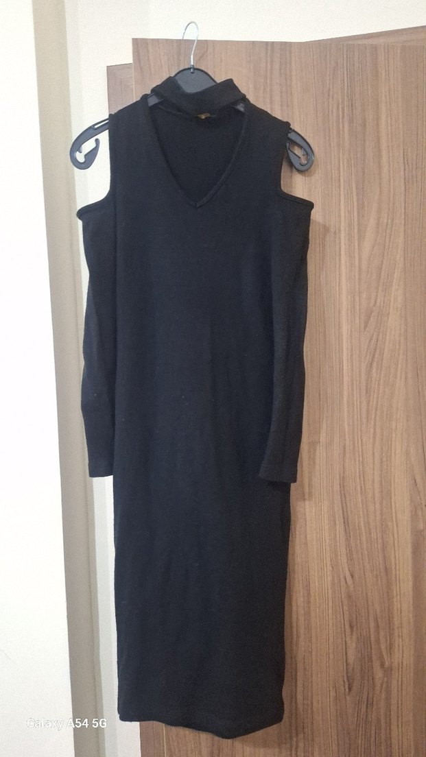 Siyah V Yakalı Uzun Kollu Uzun Elbise - Görsel 4