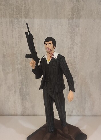Tony Montana el yapımı figür - Görsel 6