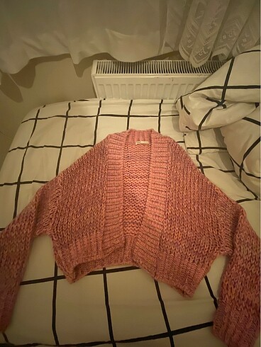 s Beden Pull and bear hırka