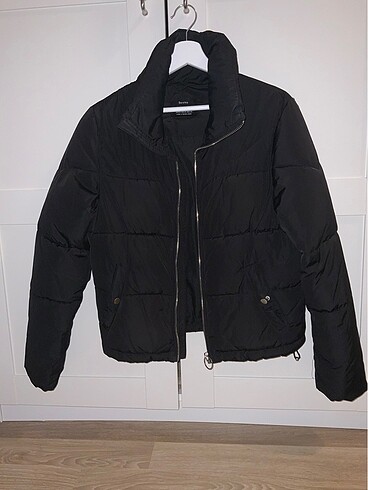 Bershka Şişme Mont