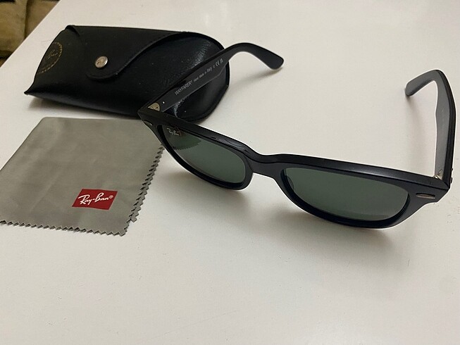 Rayban wayfarer 54 güneş gözlüğü