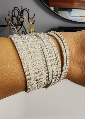 Beyaz Payetli orijinal swarovski Kadın Bileklik